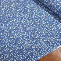 Mavi Zemin Çıtır Desen Viskon Kumaş