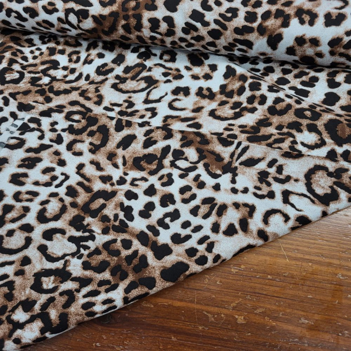 Açık Leopar Desenli Viskon Kumaş