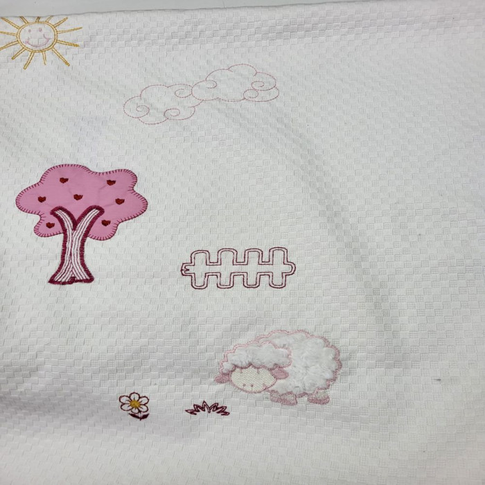Pembe Kuzulu Çocuk Pike